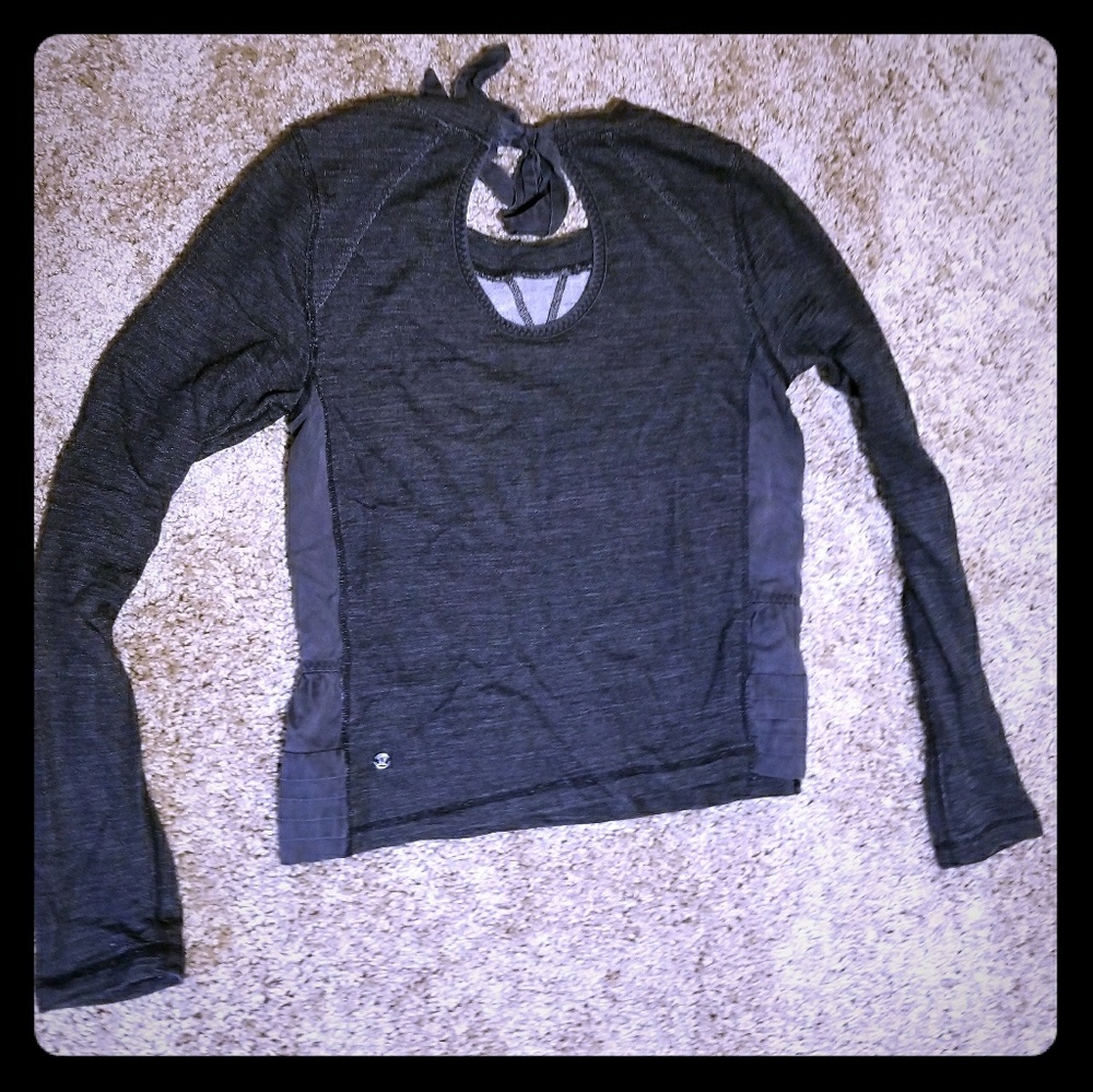 Lululemon top